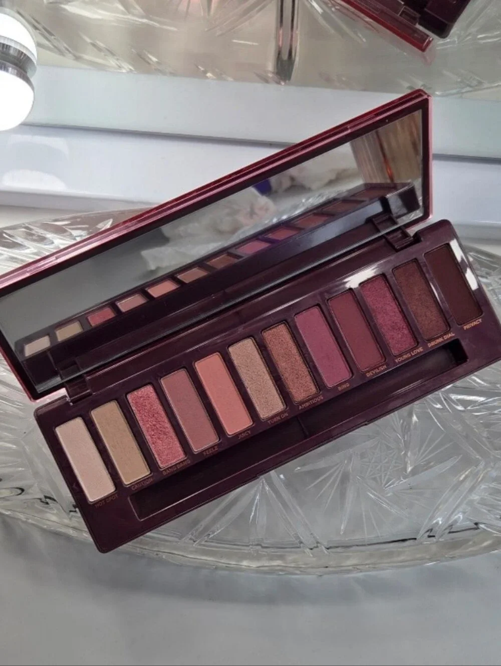 Urban Decay Naked Cherry Eyeshadow Palette